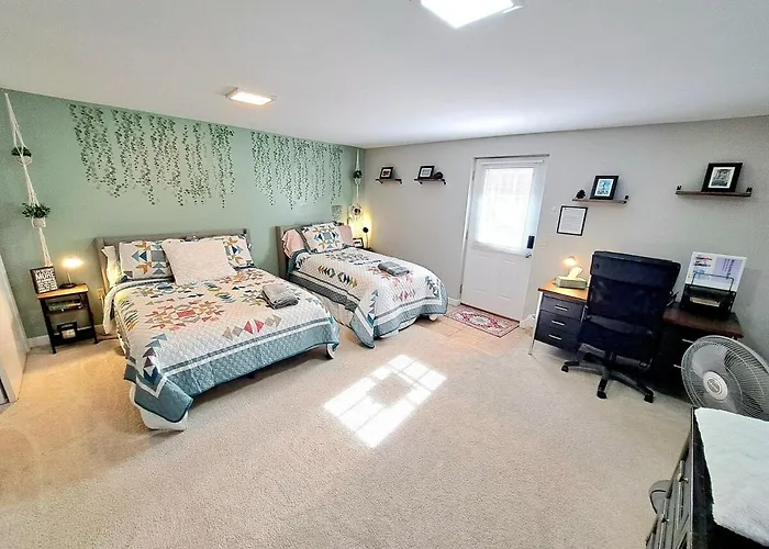 Quiet Retreat For Business Or Family Trip